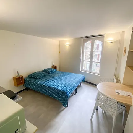 A Cherbourg-en-cotentin, 15 M² Lejlighed *