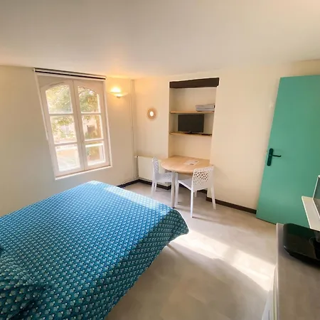 A Cherbourg-en-cotentin, 15 M²