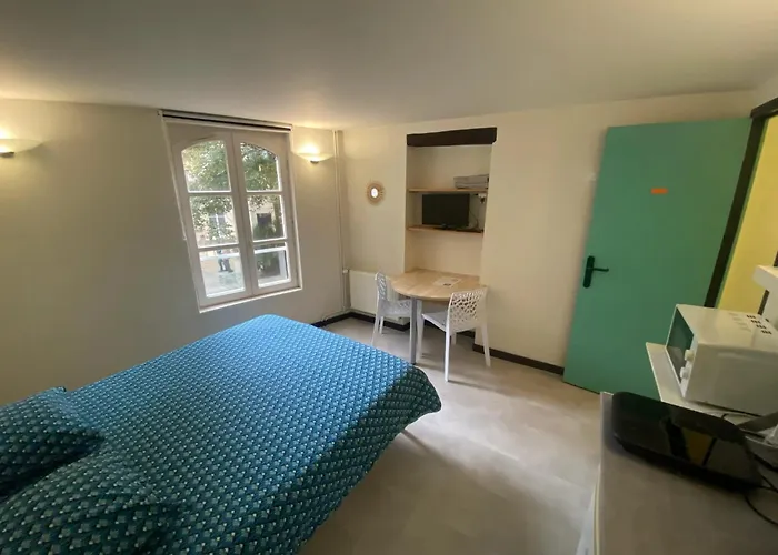 à Cherbourg-en-cotentin, 15 M² * Cherbourg-en-Cotentin